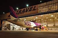 Wizz Air ( WZZ , W6 ) – Airbus A320-232 HA-LWK