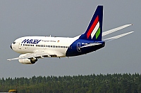 Malev - Hungarian Airlines – Boeing Boeing 737-4Q8 HA-LOE