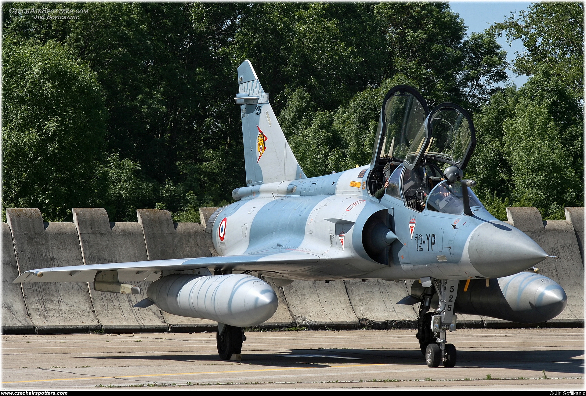 France - Air Force – Dassault Mirage 2000B 525 / 12-YP