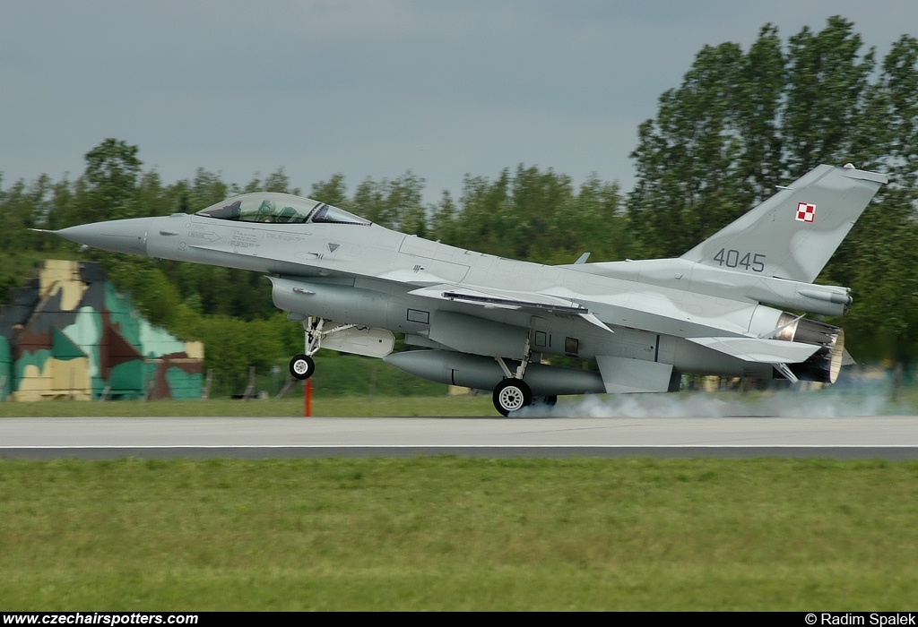Poland - Air Force – Lockheed F-16CJ Fighting Falcon 4045