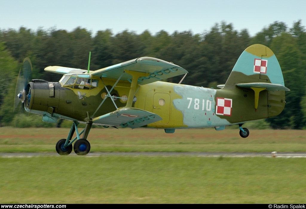 Poland - Air Force – Antonov An-2P 7810