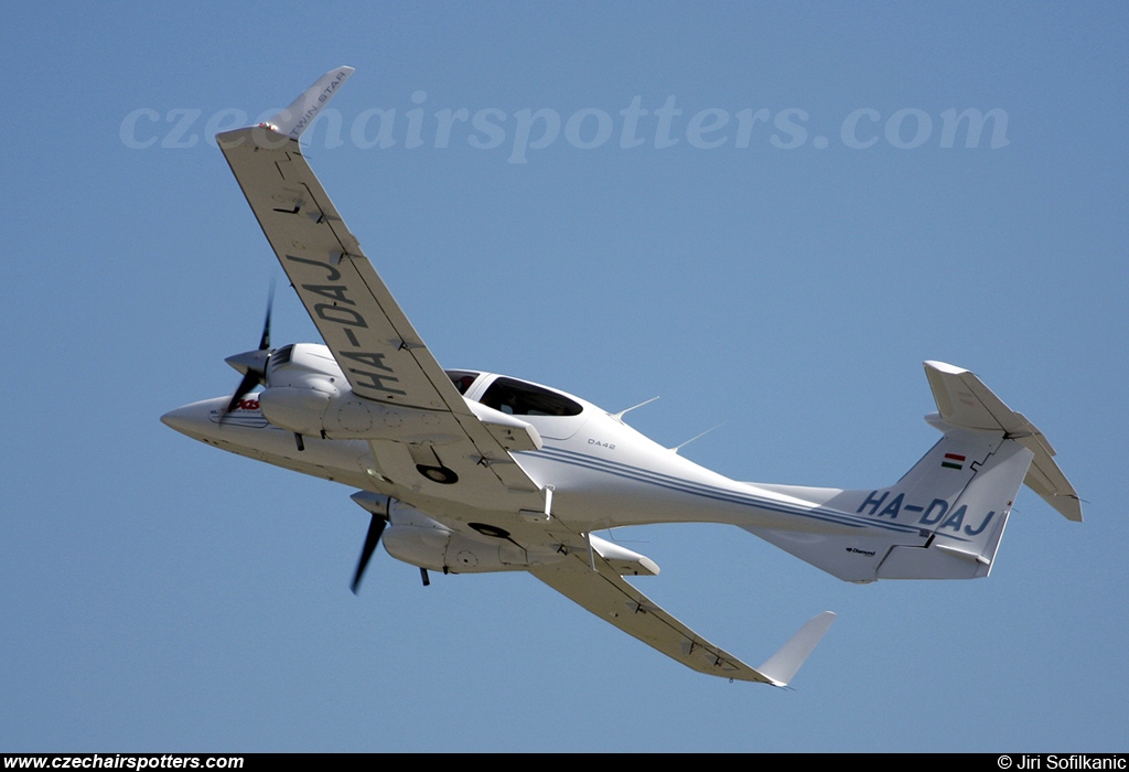 Pannon Air Service – Diamond DA-42 Twin Star HA-DAJ