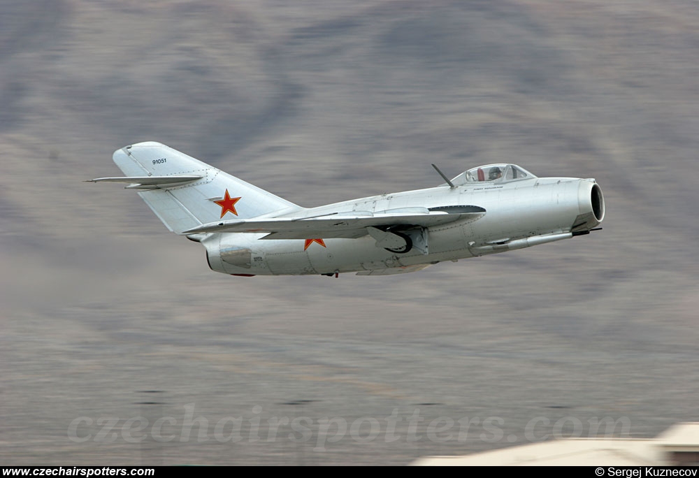 private – Mikoyan-Gurevich MiG-15bis N87CN