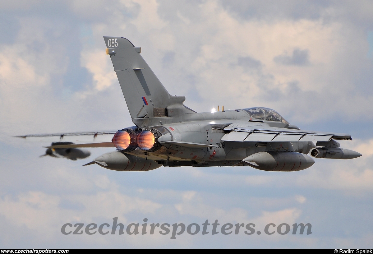 Royal Air Force – Panavia  Tornado GR4 ZD 719 / 085