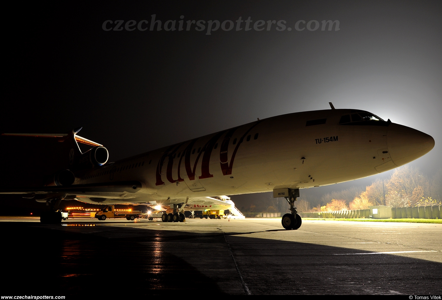 Kavminvodyavia  – Tupolev Tu-154M RA-85792