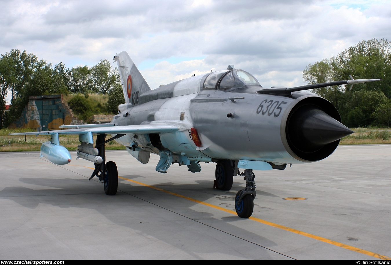 Romania - Air Force  – Mikoyan-Gurevich MiG-21MF Lancer C 6305