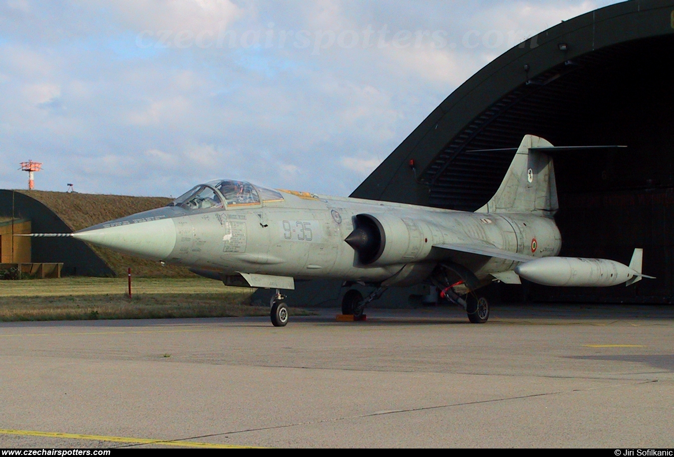 Italy - Air Force – Aeritalia F-104S ASA M Starfighter 9-35