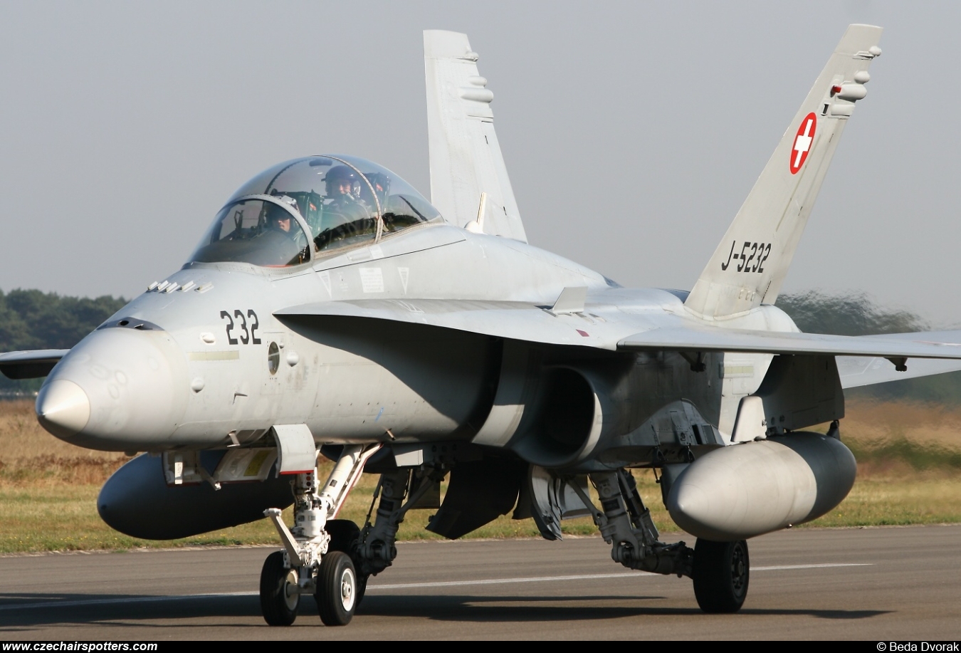 Switzerland - Air Force – McDonnell Douglas F/A-18D Hornet J-5232