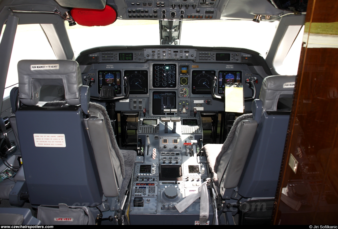 Vesey Air – Gulfstream Aerospace Gulfstream V N127GG