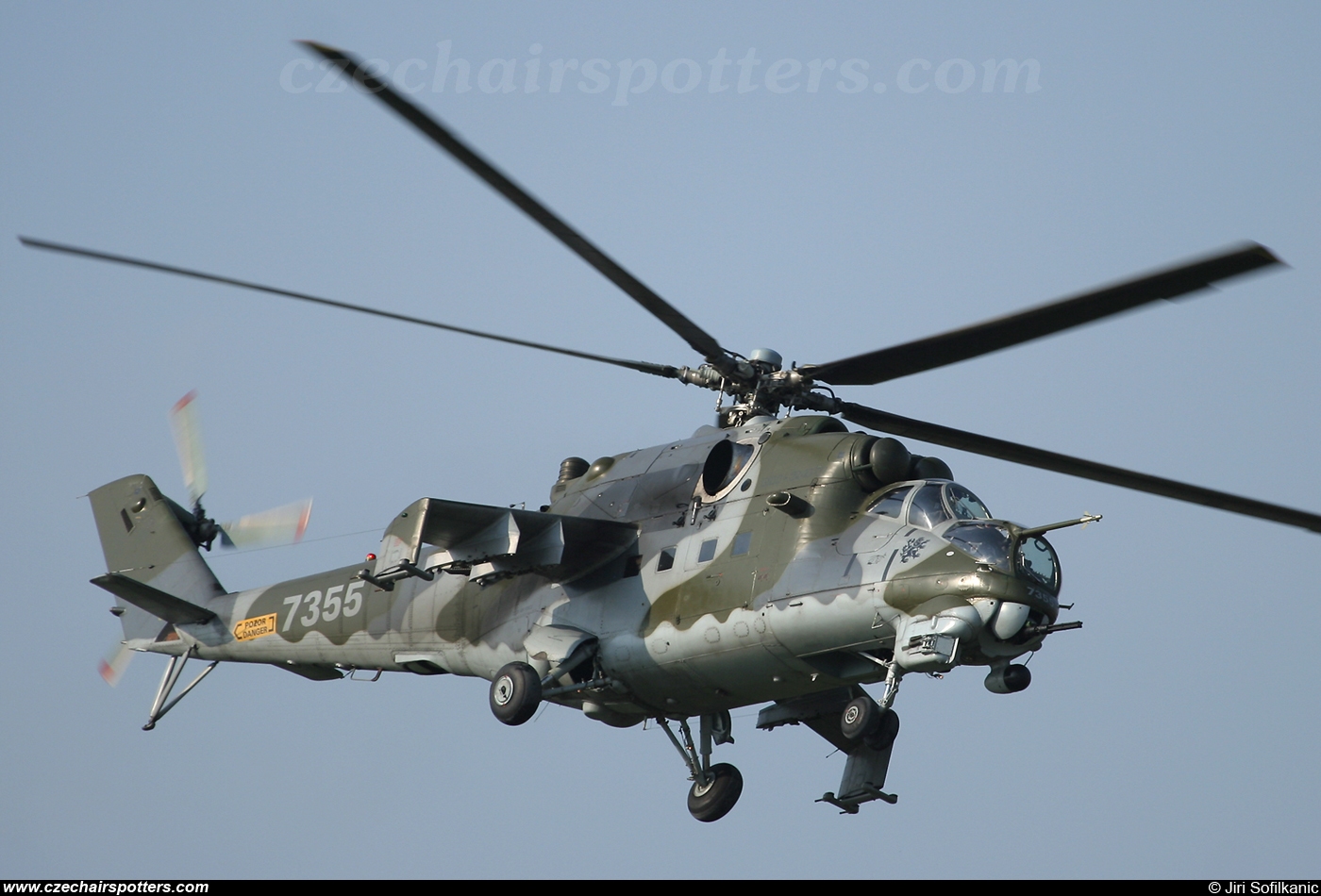Czech - Air Force – Mil Mi-24V Hind 7355