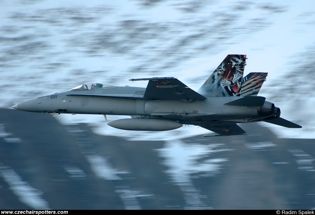 Switzerland - Air Force – McDonnell Douglas F/A-18C Hornet J-5011