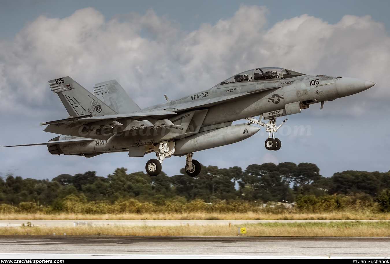 USA - Navy – Boeing F/A-18F Super Hornet 166667/AC-105