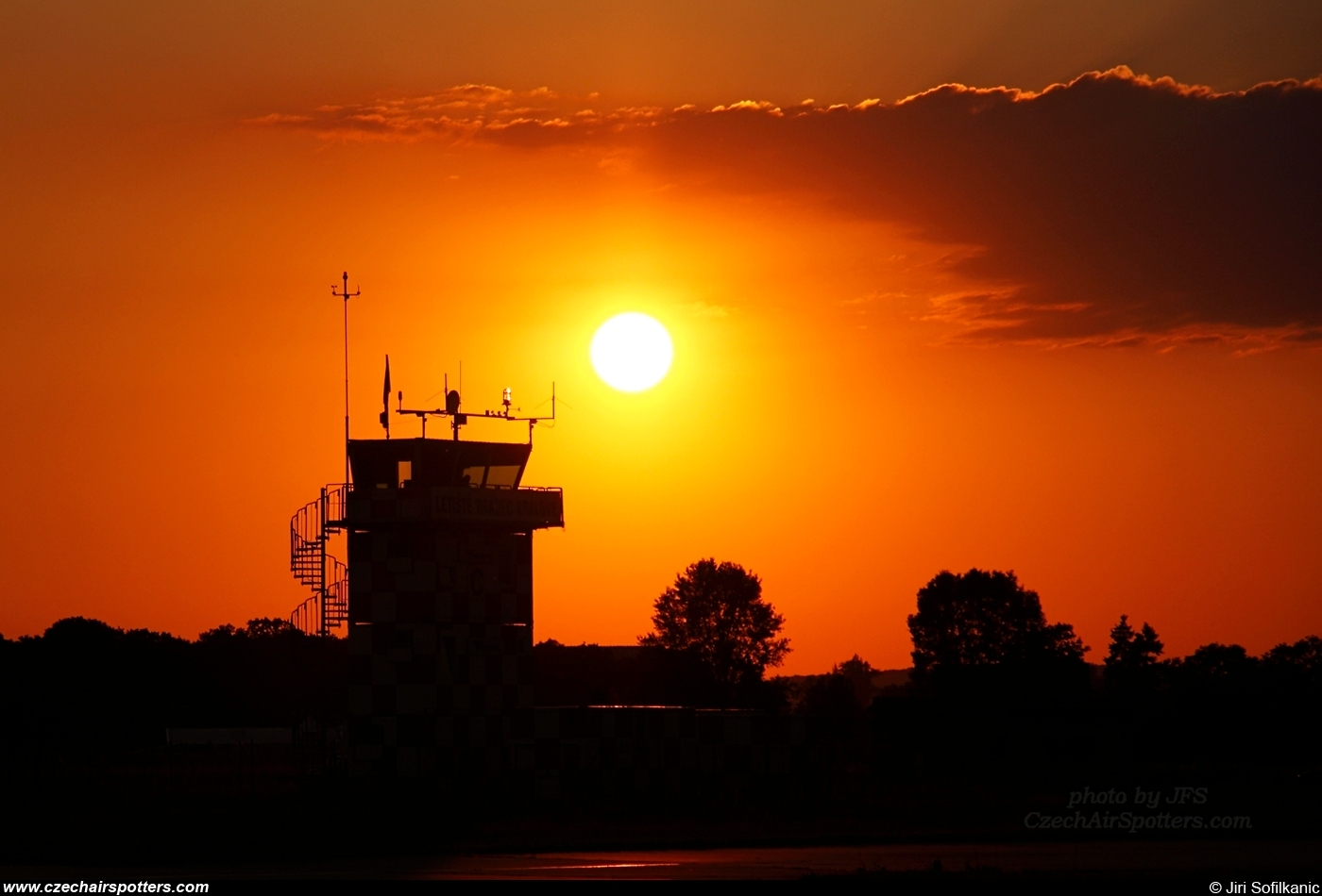 Airport – Airport Control Tower  LKHK