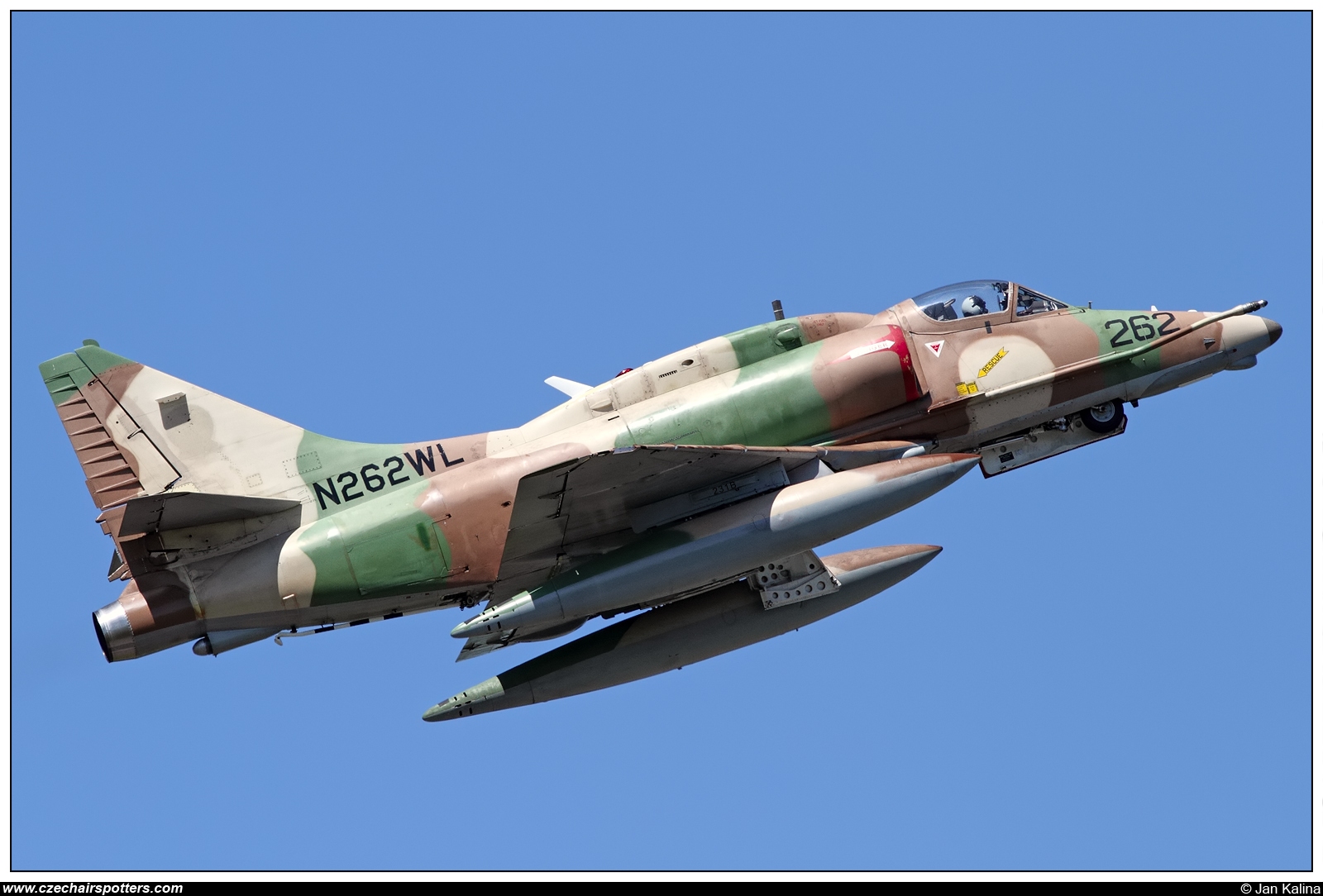 BAE Systems Flight Systems – McDonnell Douglas A-4N Skyhawk N262WL