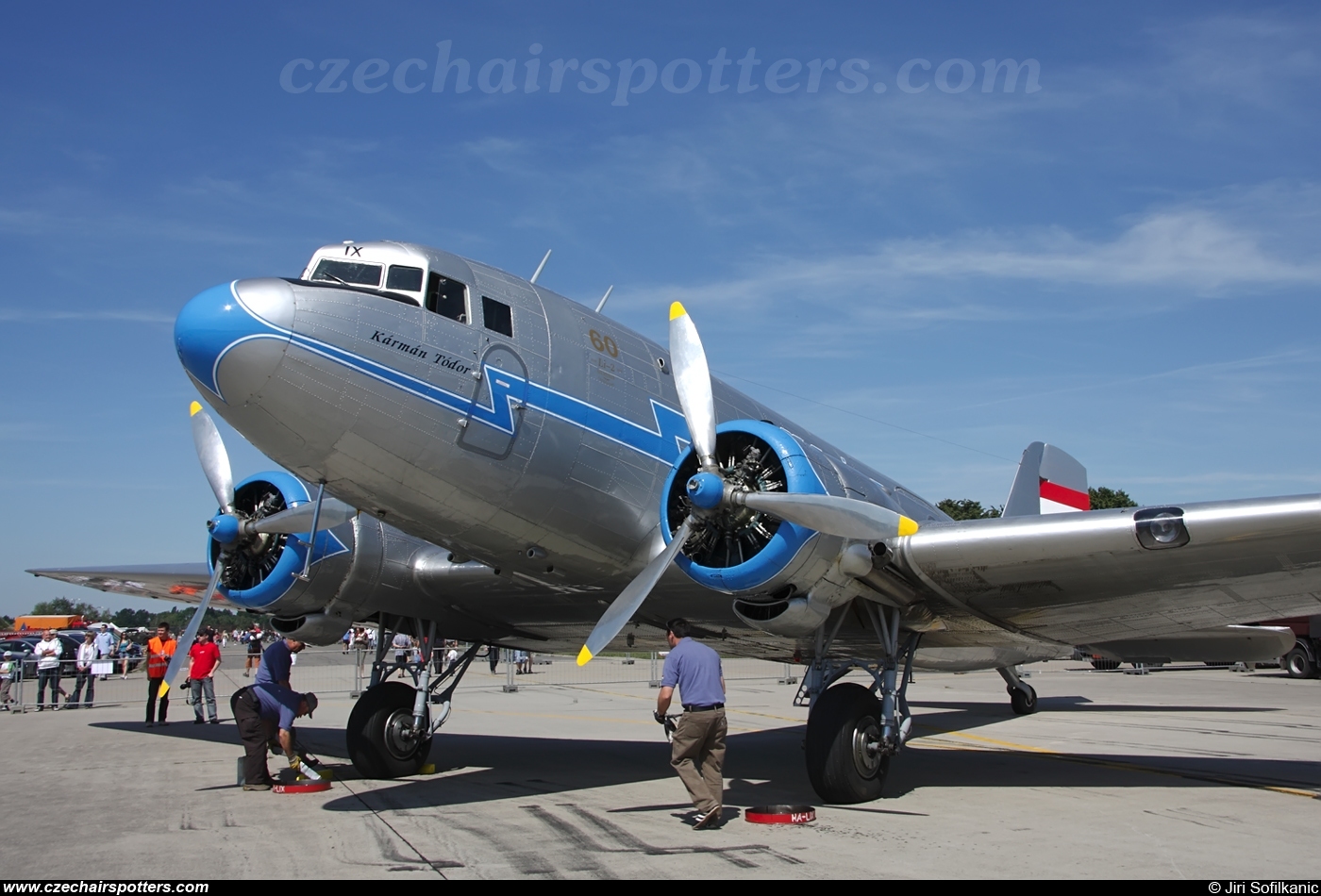 Gold Timer Foundation – Lisunov Li-2T HA-LIX