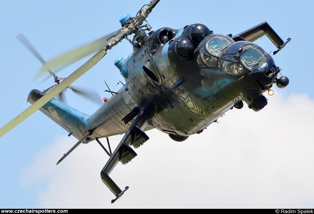 Czech - Air Force – Mil Mi-24V Hind 7353
