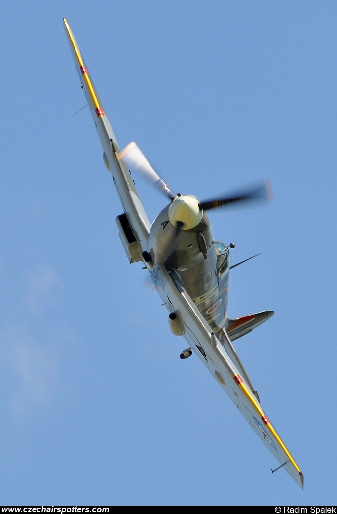 The Fighter Collection – Supermarine Spitfire Mk VB G-LFVB