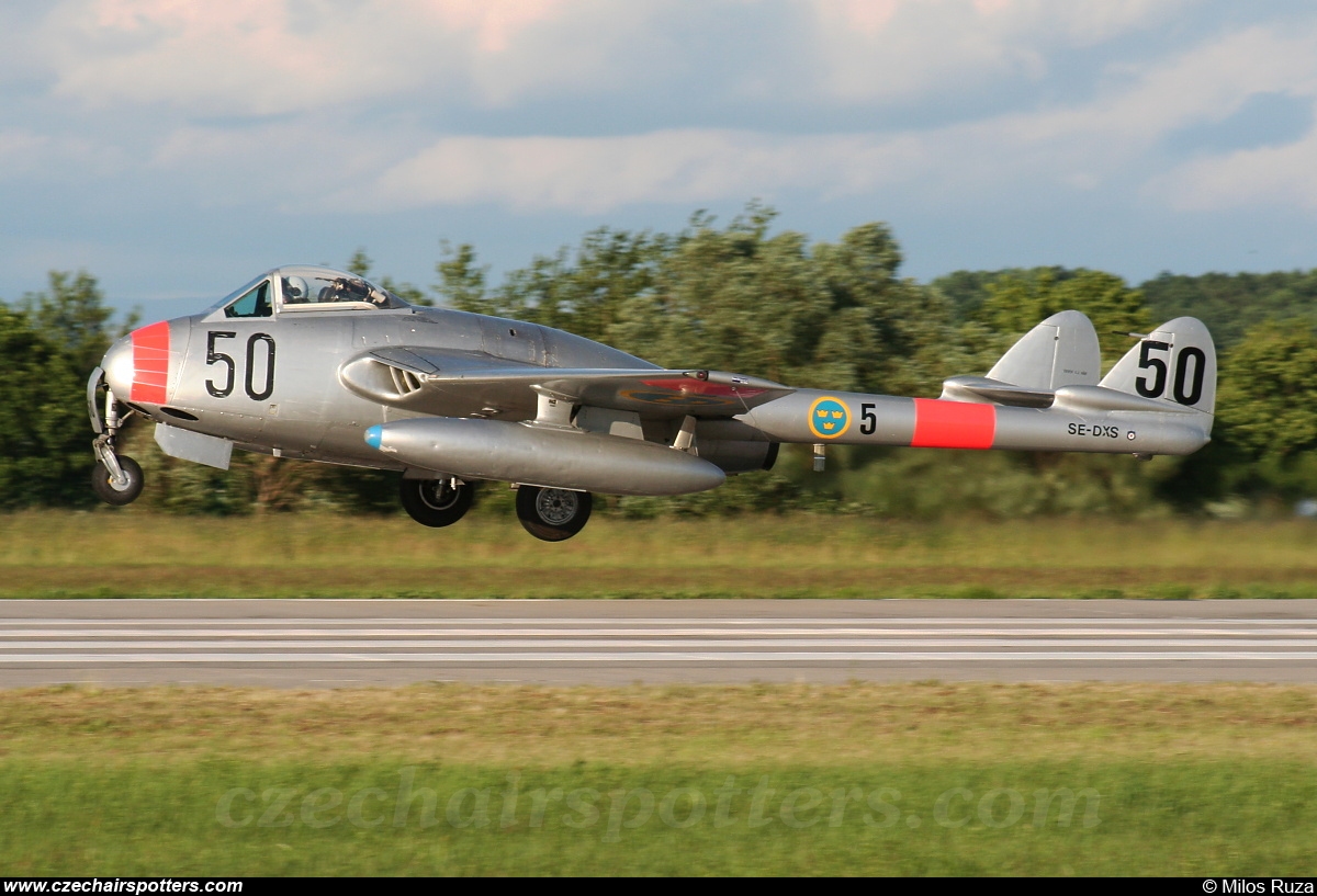 private – De Havilland Vampire FB6 (DH-100) 50/SE-DSX