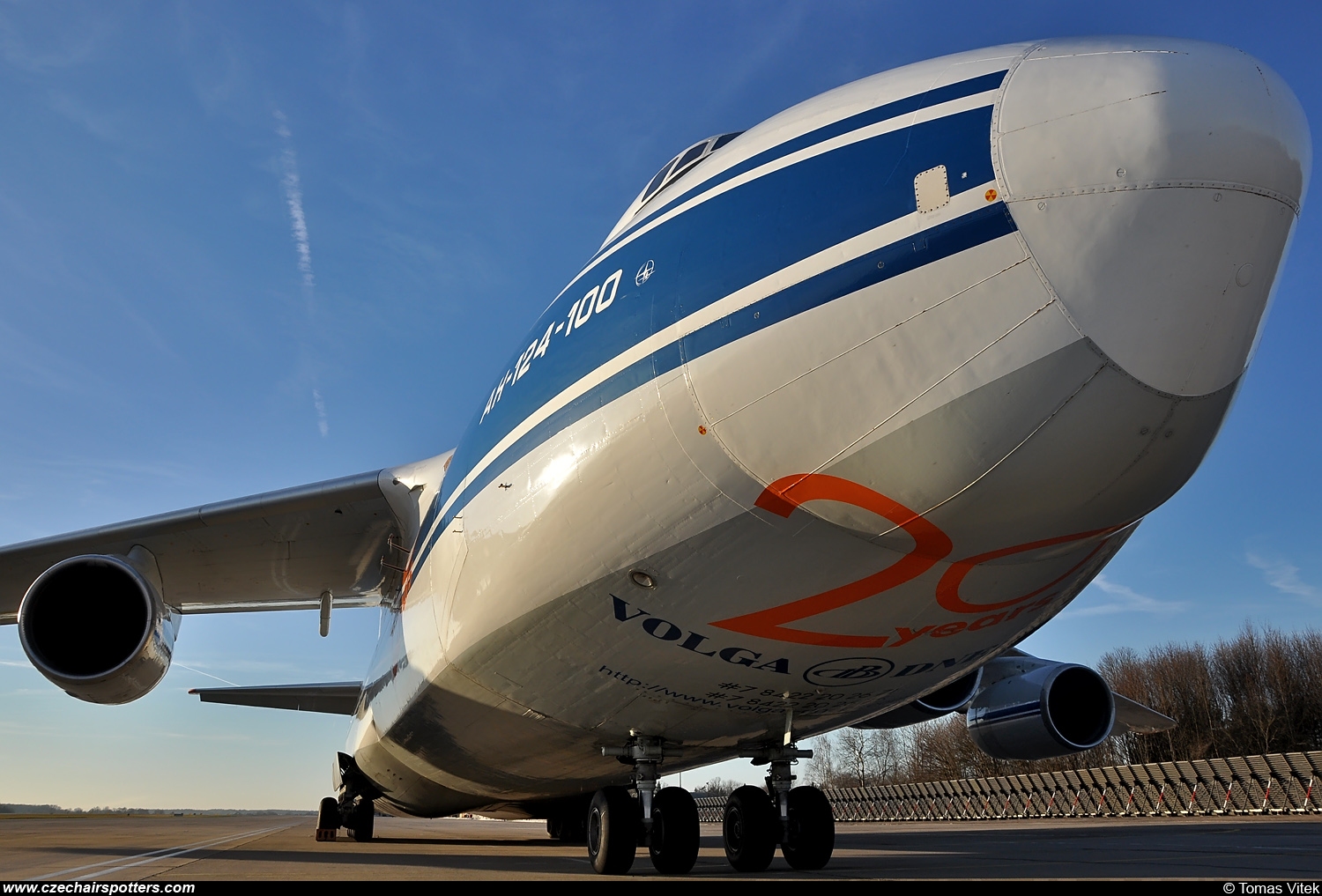 Volga-Dnepr Airlines – Antonov An-124-100 Ruslan  RA-82081
