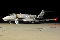 private – Bombardier Challenger 300 N742E