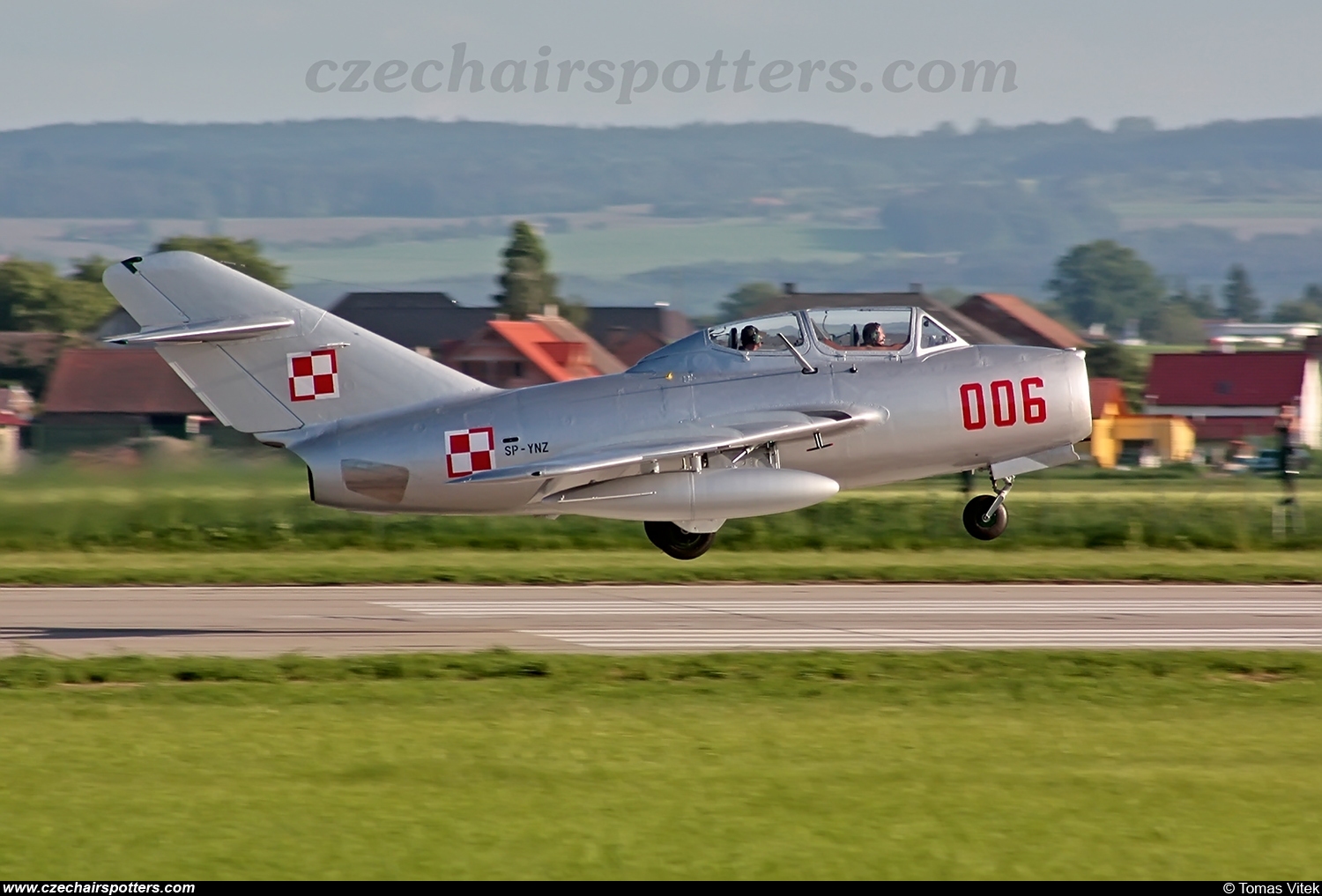 Polskie Orly – Mikoyan-Gurevich MiG-15UTI Midget (PZL-Mielec SBLim-2 ) SP-YNZ