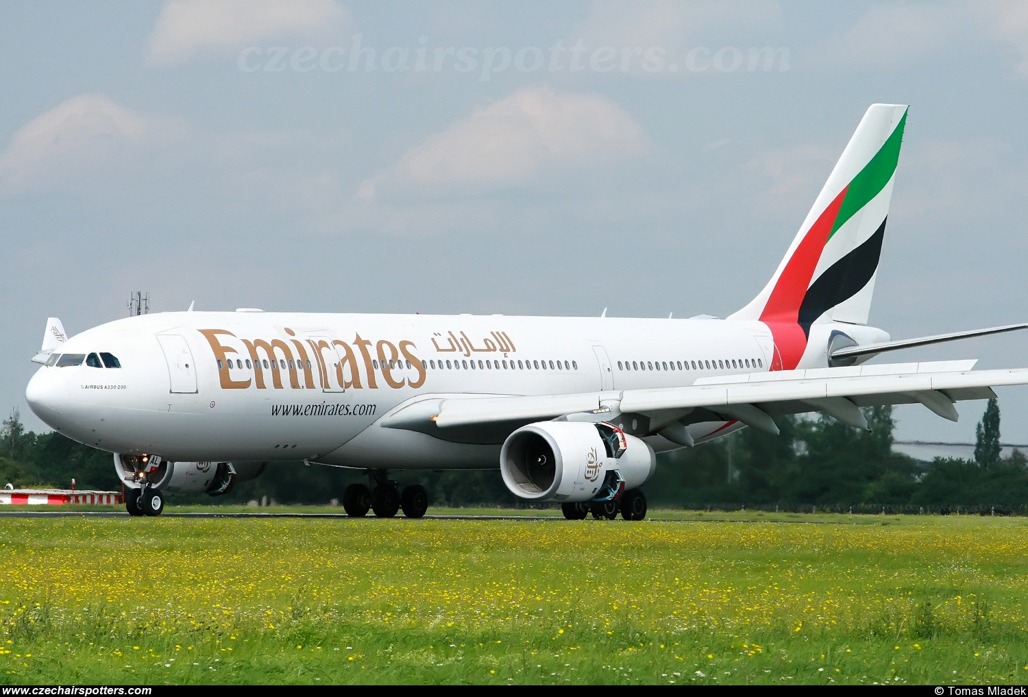 Emirates Airlines – Airbus A330-243 A6-EAL