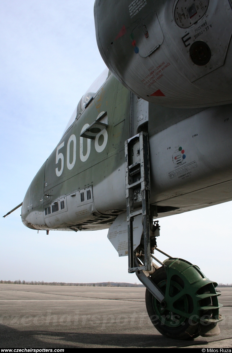 Czechoslovakia - Air Force – Sukhoi Su-25K Frogfoot 5008