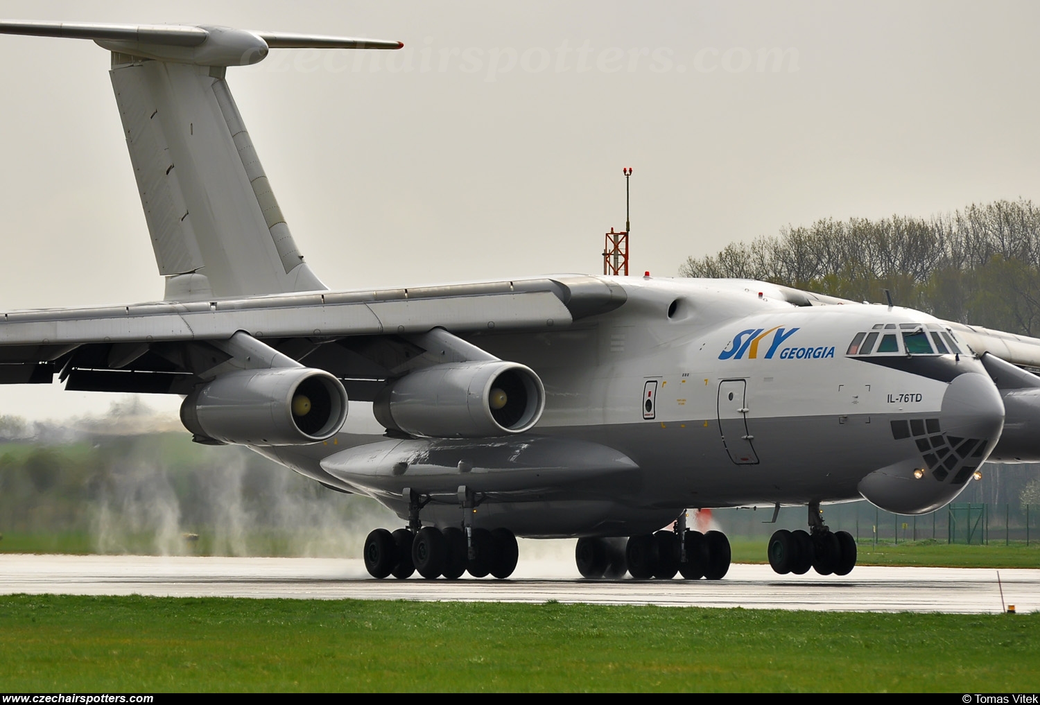 Sky Georgia – Ilyushin  Il-76TD 4L-SKY