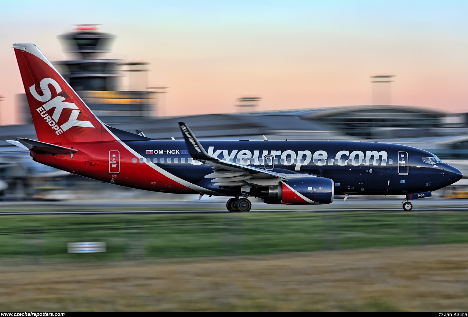 Sky Europe – Boeing Boeing 737-76N OM-NGK