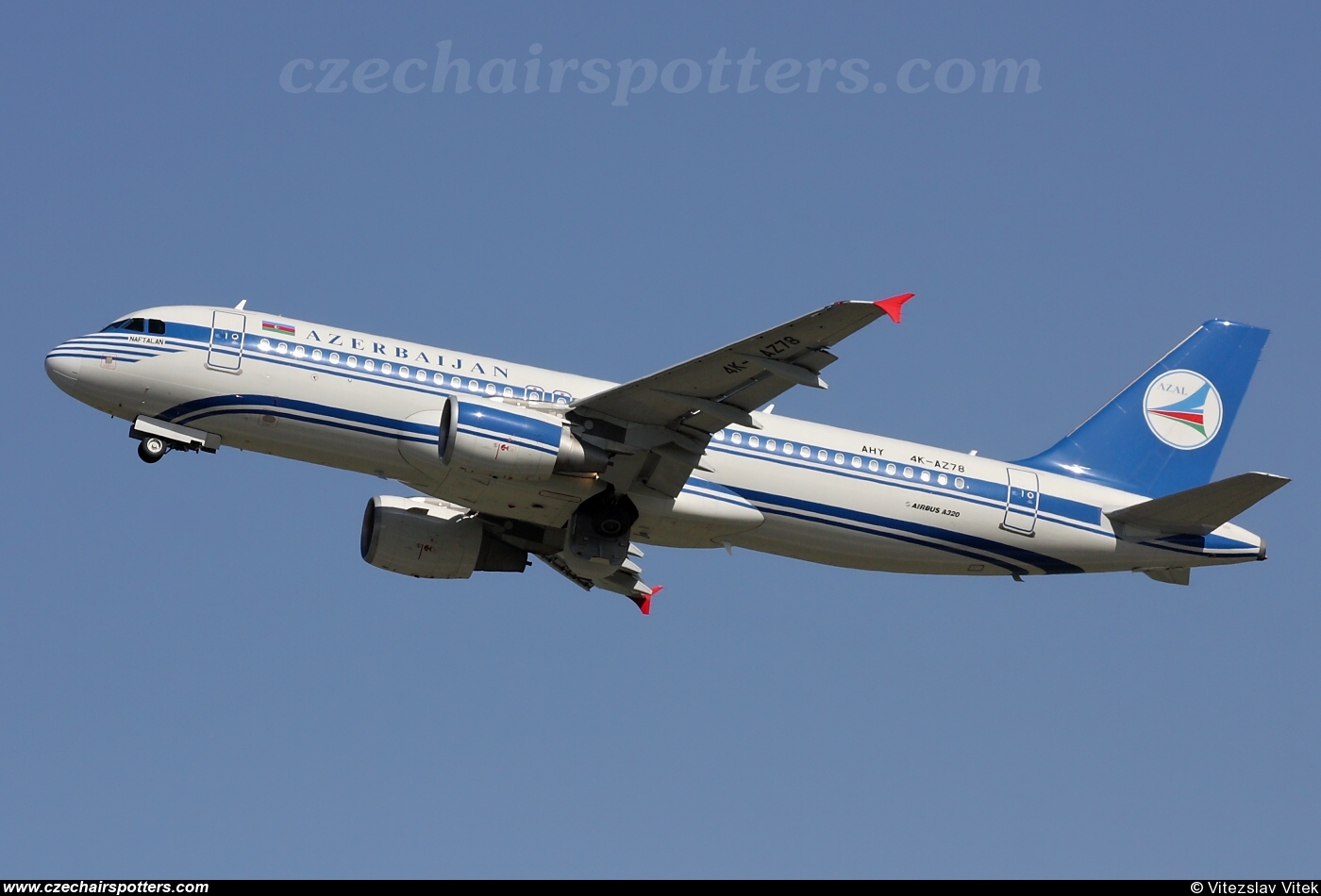 Azerbaijan Airlines ( AZAL, AHY) – Airbus A320-214 4K-AZ78