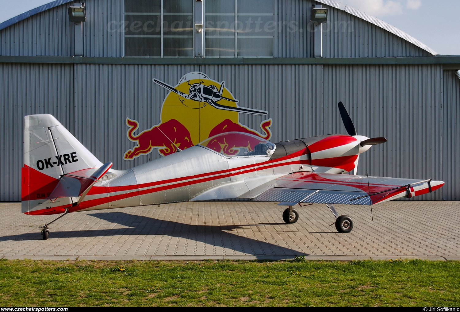The Flying Bulls Aerobatics Team – Zlin Z-50LS OK-XRE