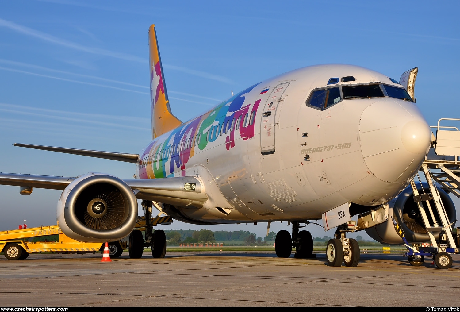 Sky Express / Russia/ ( SXR , XW ) – Boeing Boeing 737-5L9 VP-BFK