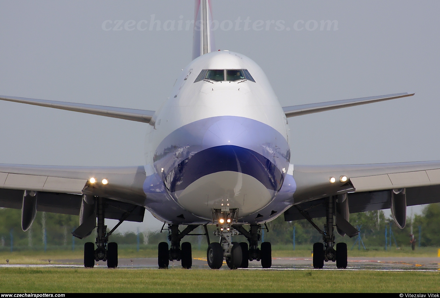 China Airlines (CAL) – Boeing B747-409F/SCD B-18709