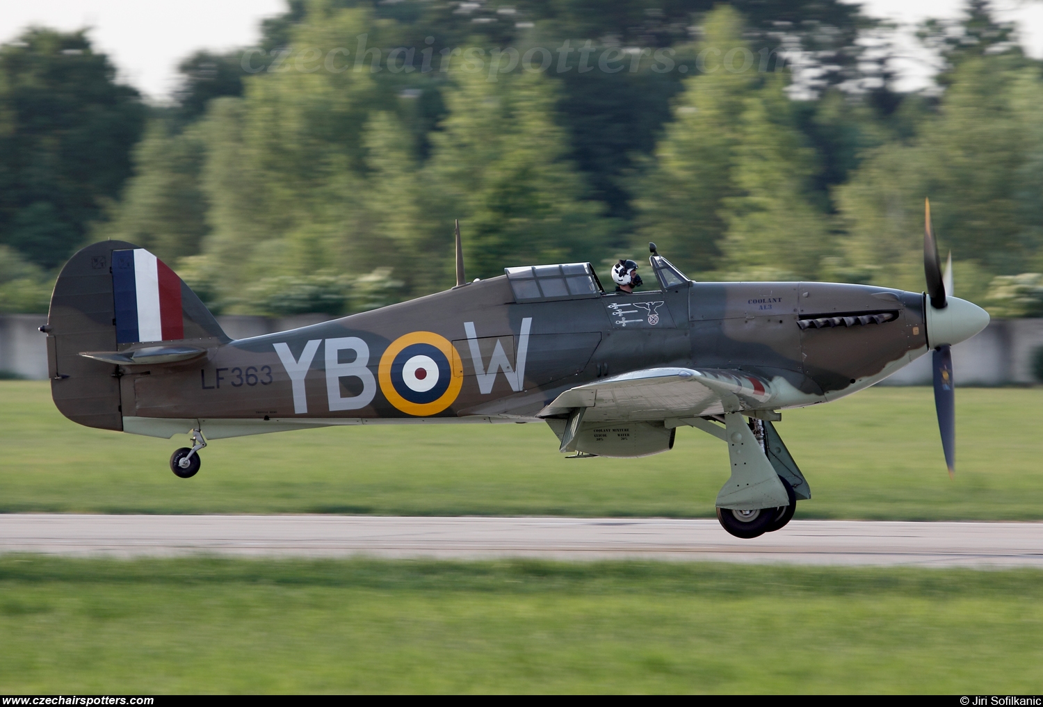 UK - Air Force – Hawker Hurricane Mk IIC LF363 / YB-W