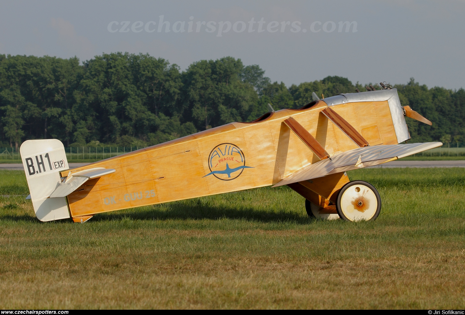 private – AVIA B.H.1 Exp. OK-GUU25