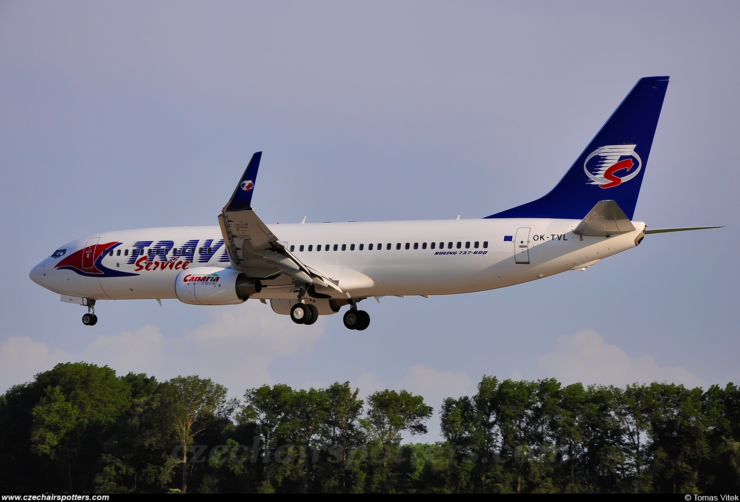 Travel Service – Boeing Boeing 737-8FN OK-TVL