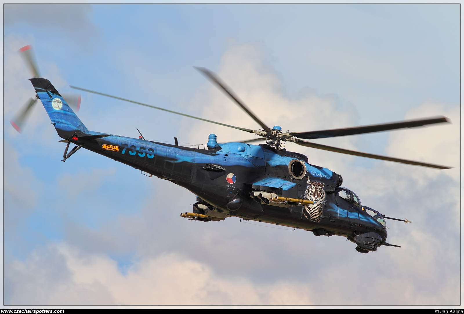 Czech - Air Force – Mil Mi-24V Hind 7353