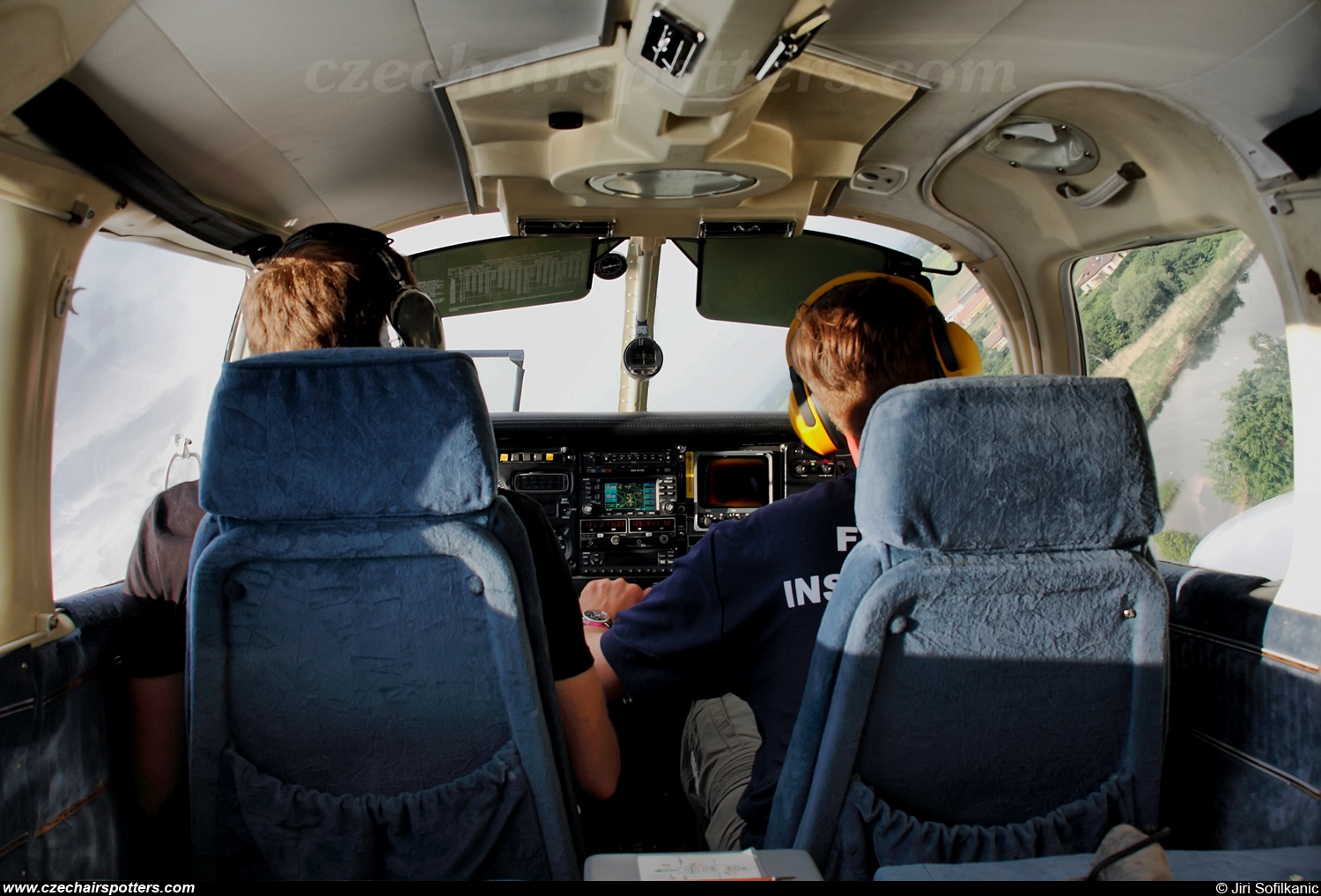 Delta System-AIR a.s. – Piper  PA-34-200T Seneca II OK-DST