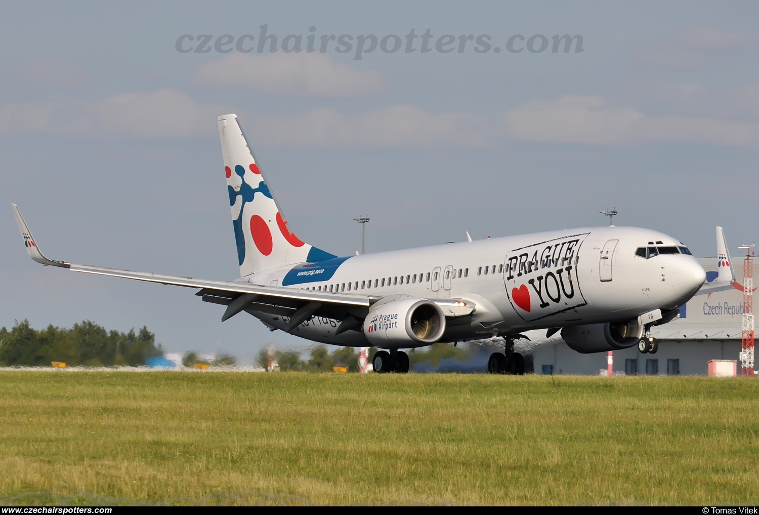 Travel Service – Boeing B737-8Q8 OK-TVB