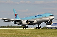 Korean Air (KAL) – Boeing B777-2B5/ER HL7764