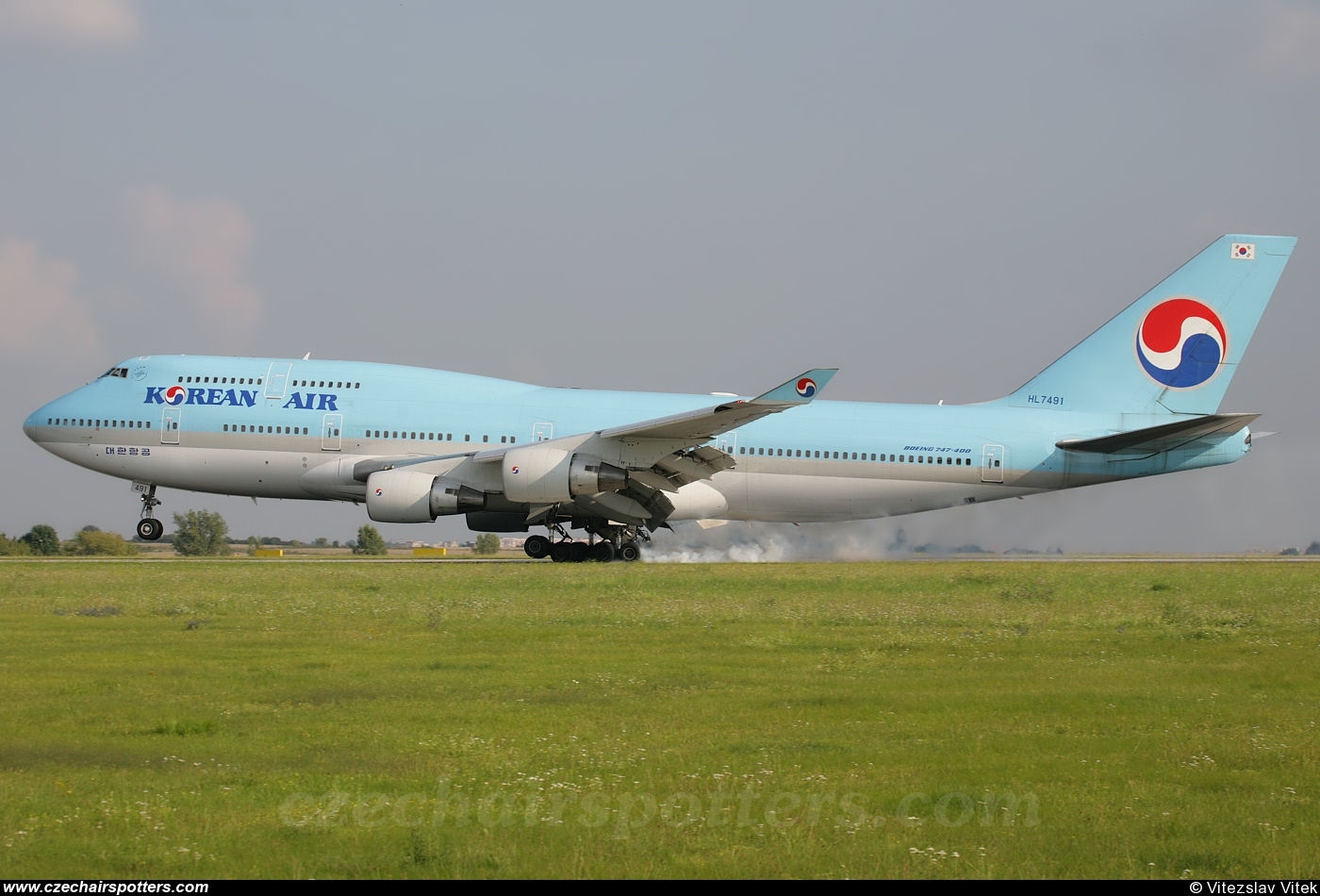 Korean Air (KAL) – Boeing B747-4B5 HL7491