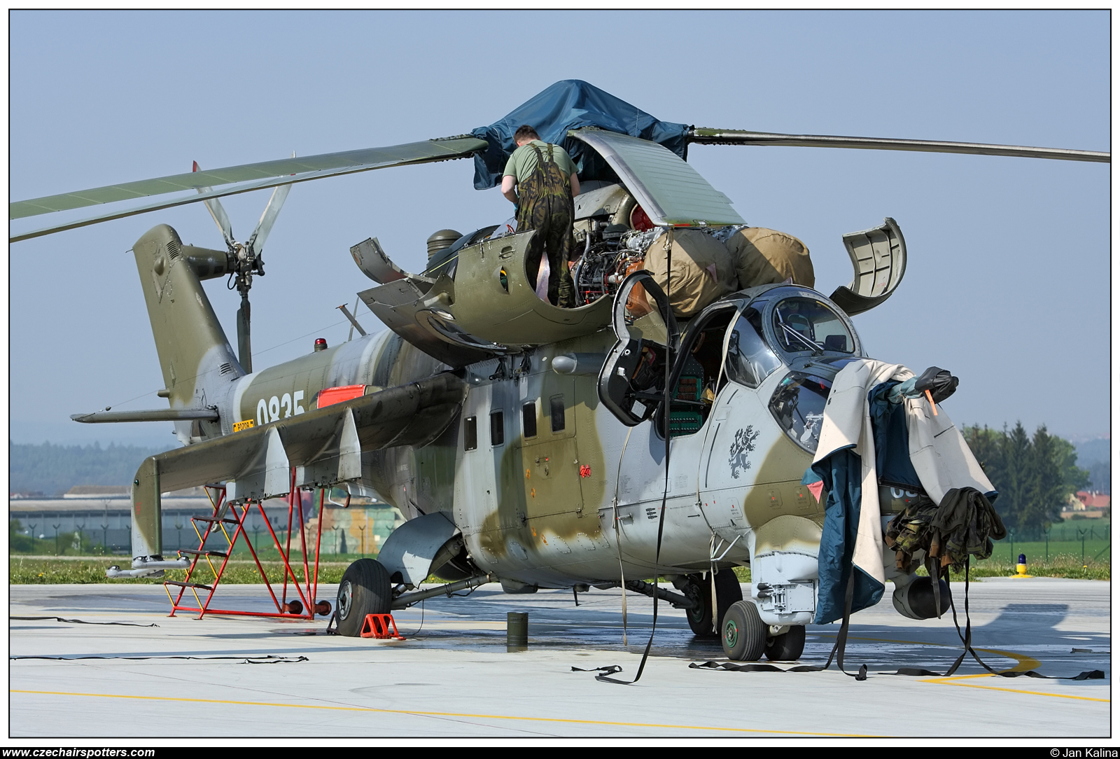 Czech - Air Force – Mil Mi-24V Hind 0835