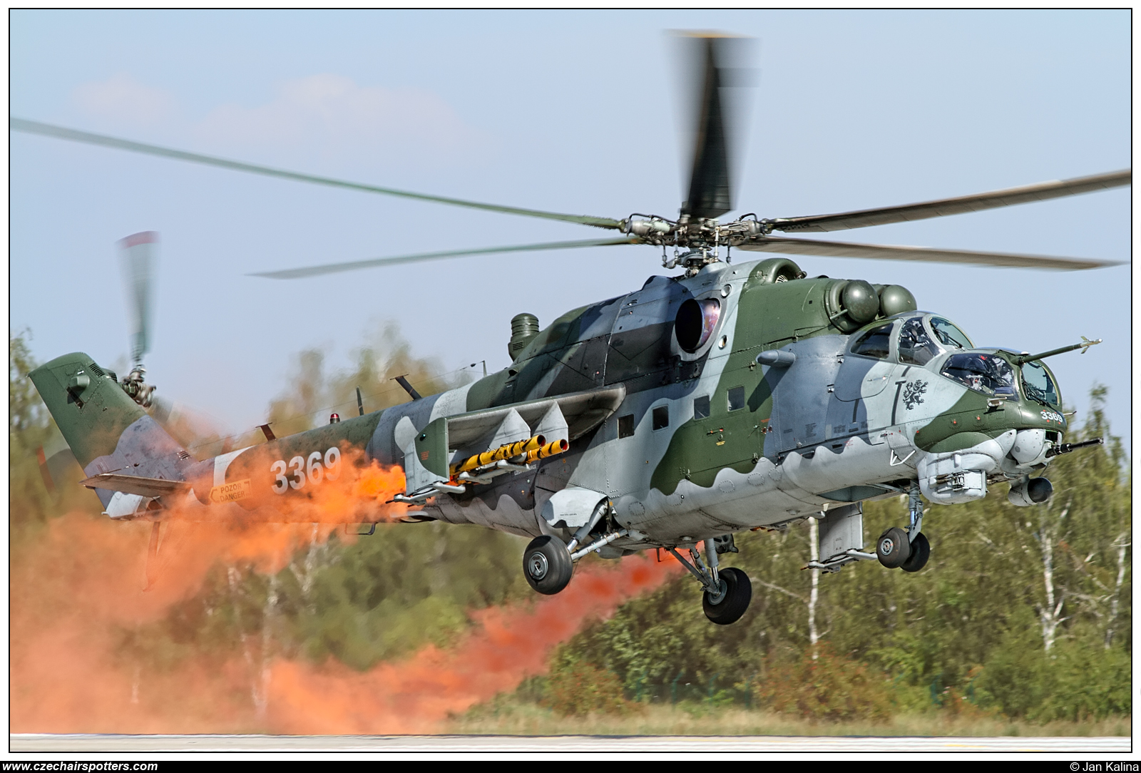 Czech - Air Force – Mil Mi-35 Hind  3369