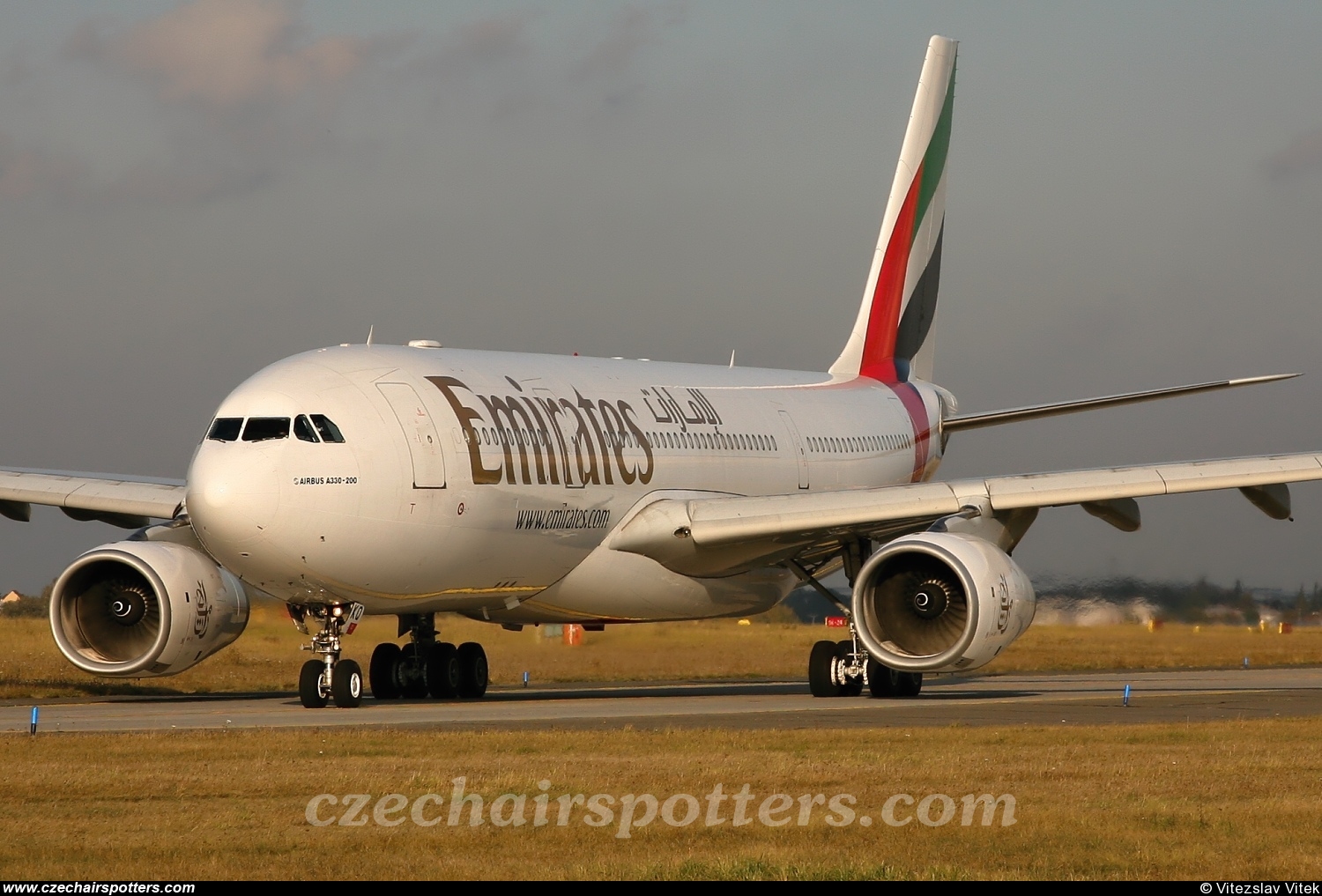 Emirates Airlines – Airbus A330-243 A6-EKQ