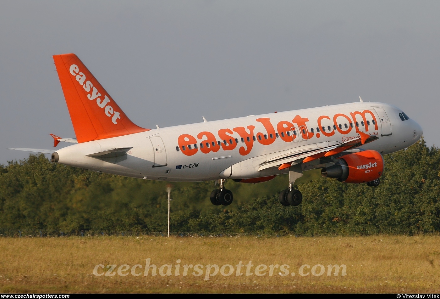 easyJet Airline – Airbus A319-111 G-EZIK