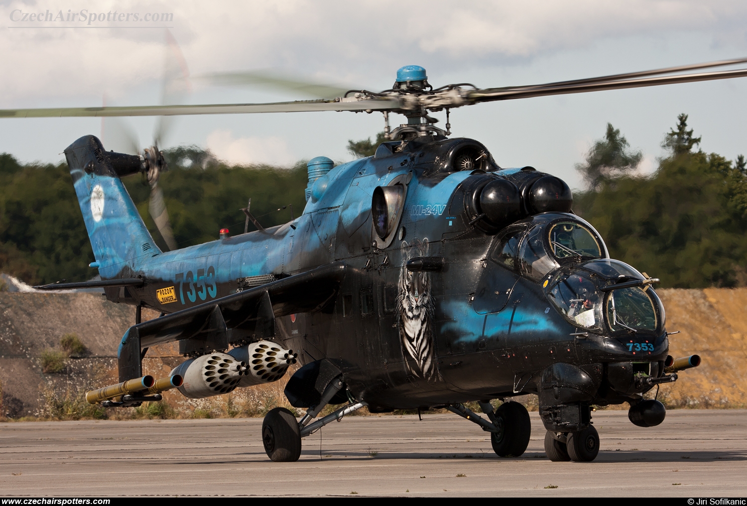 Czech - Air Force – Mil Mi-24V Hind 7353