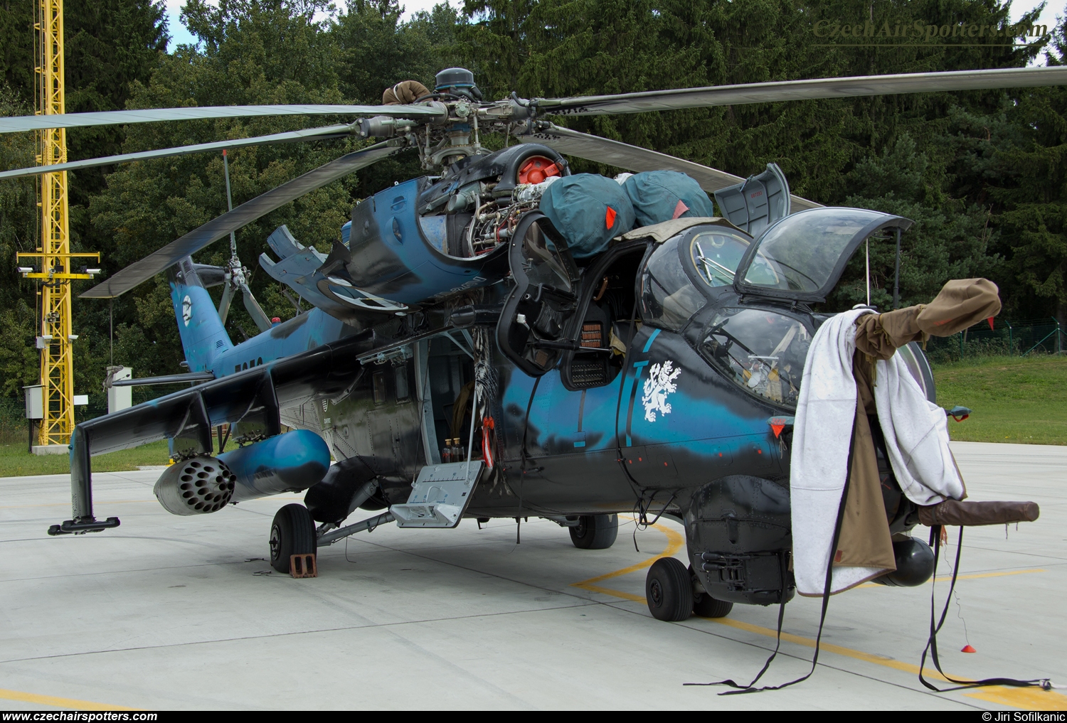 Czech - Air Force – Mil Mi-24V Hind 7353