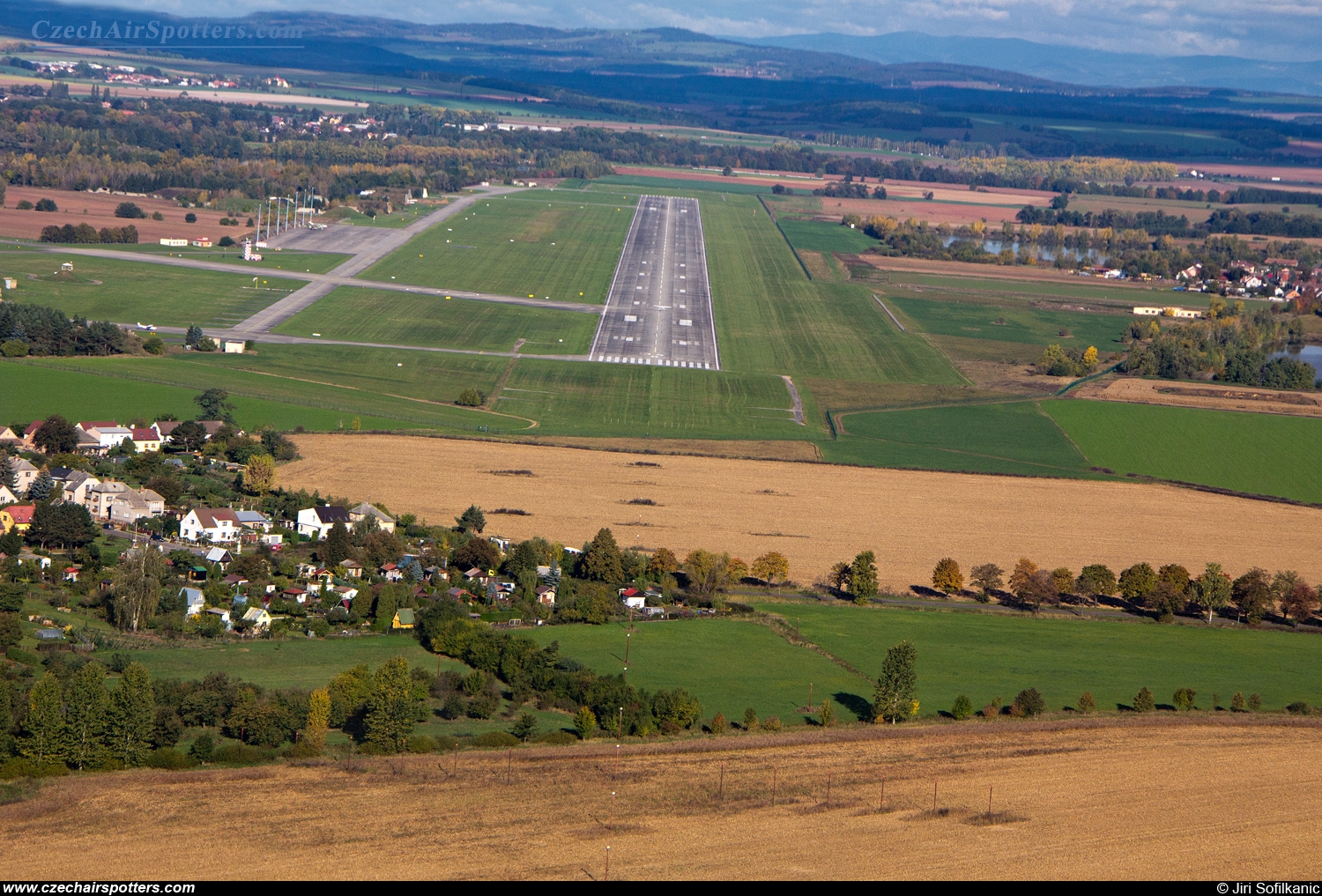 Aero-taxi OKR – Piper  PA-34-220T Seneca V OK-OKR