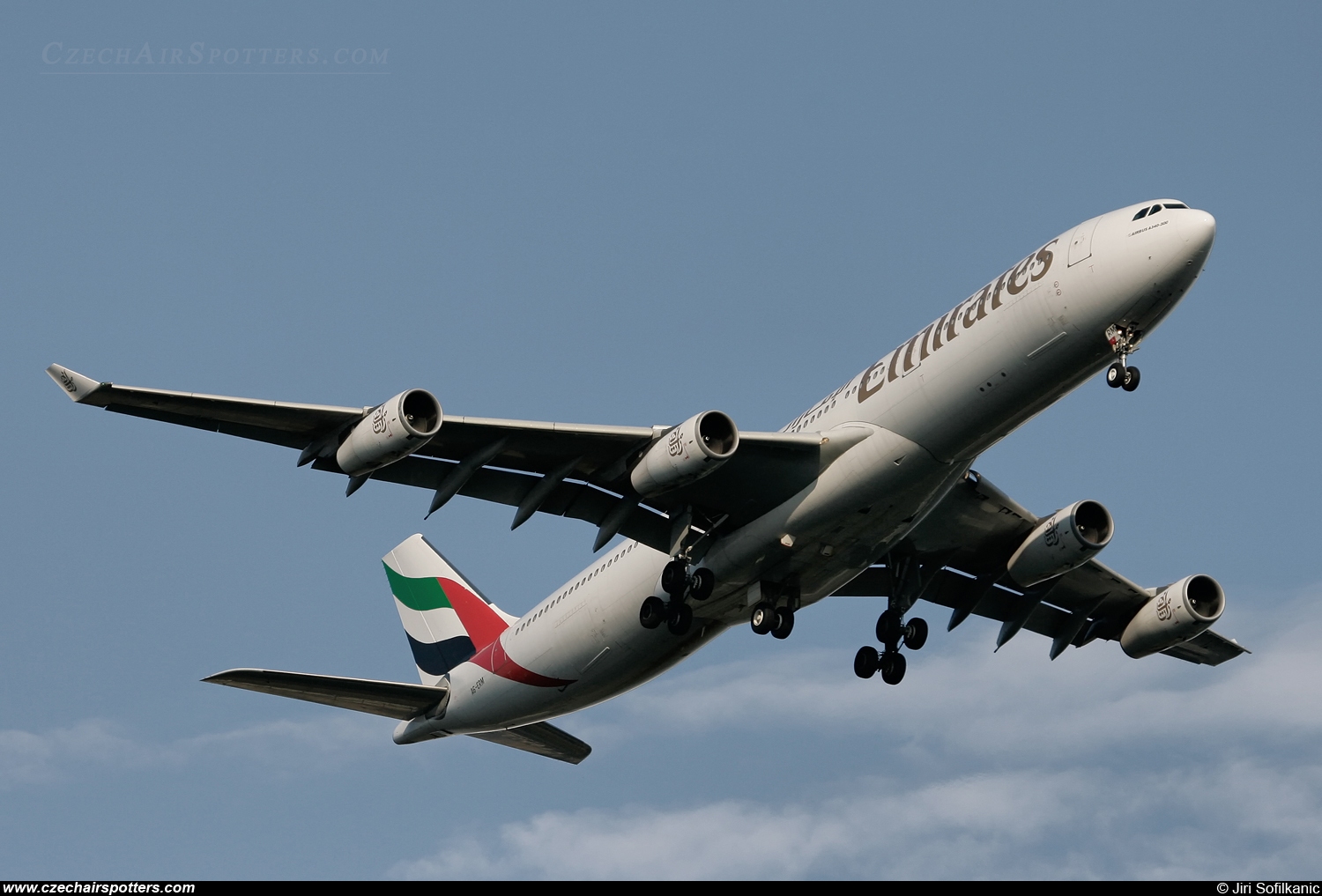 Emirates Airlines – Airbus A340-313X A6-ERM