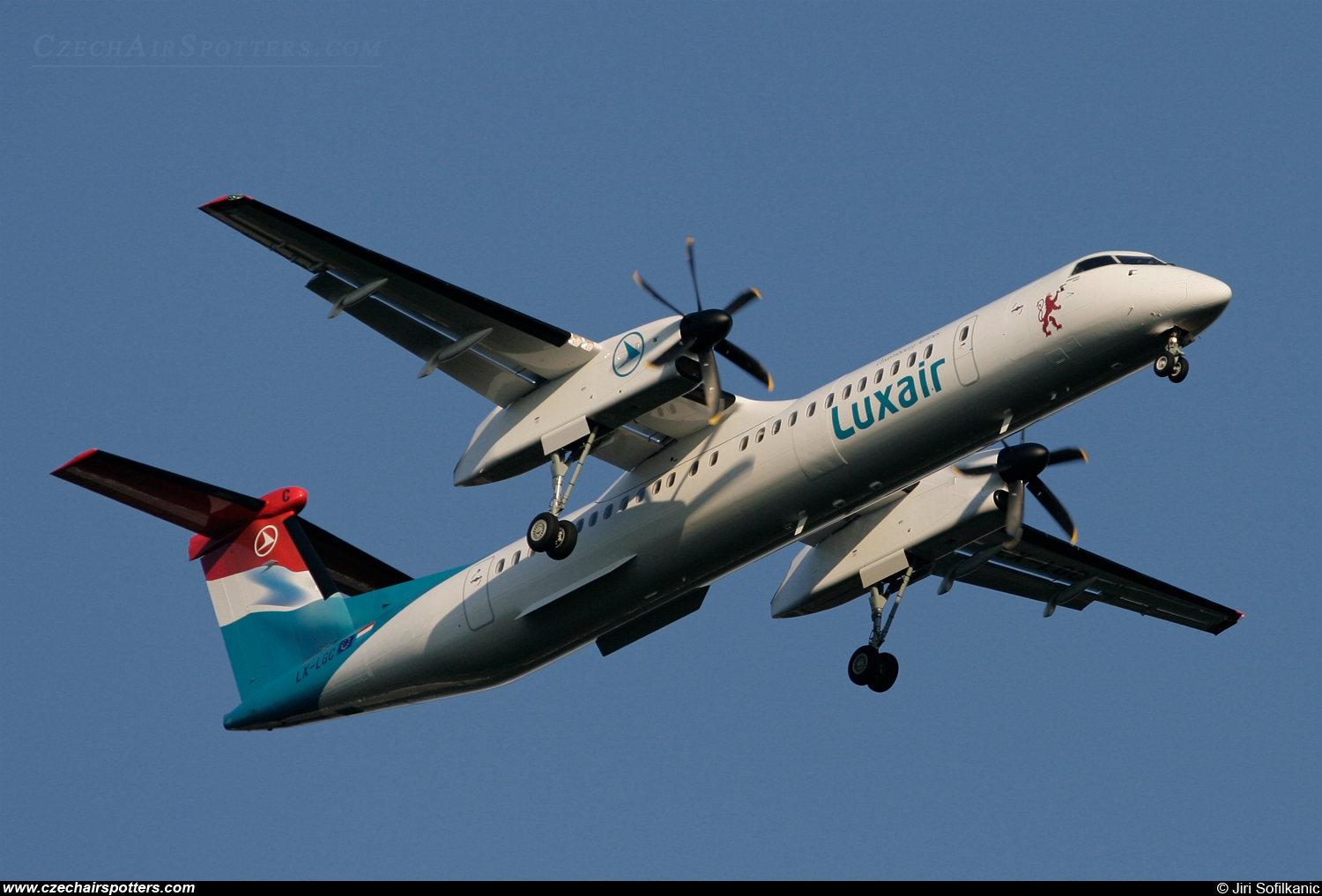 Luxair ( LGL , LG ) – De Havilland Canada DHC-8-402Q Dash 8 LX-LGC